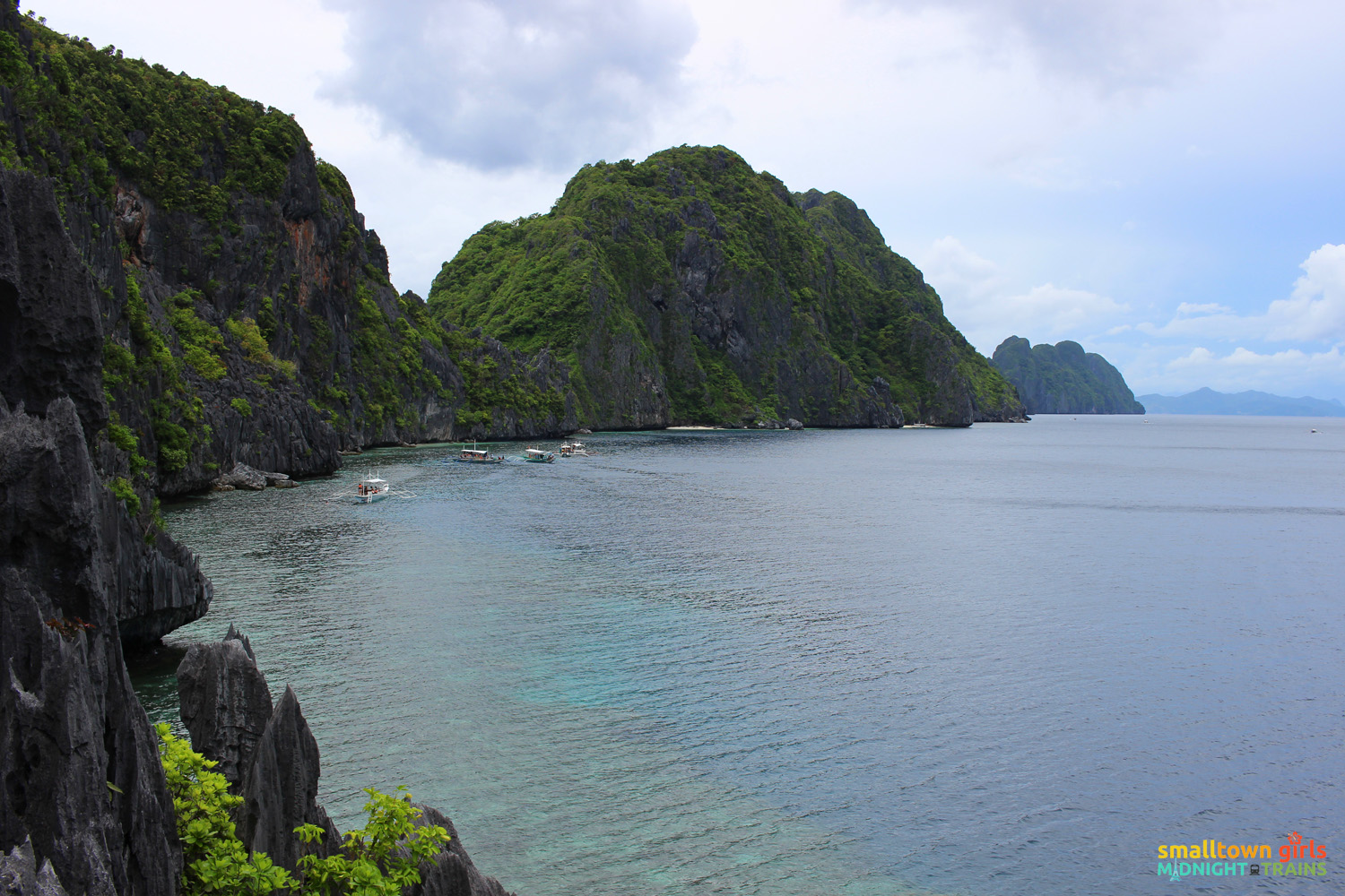 El Nido paradise combo tour A and C -- The view from Matinloc shrine