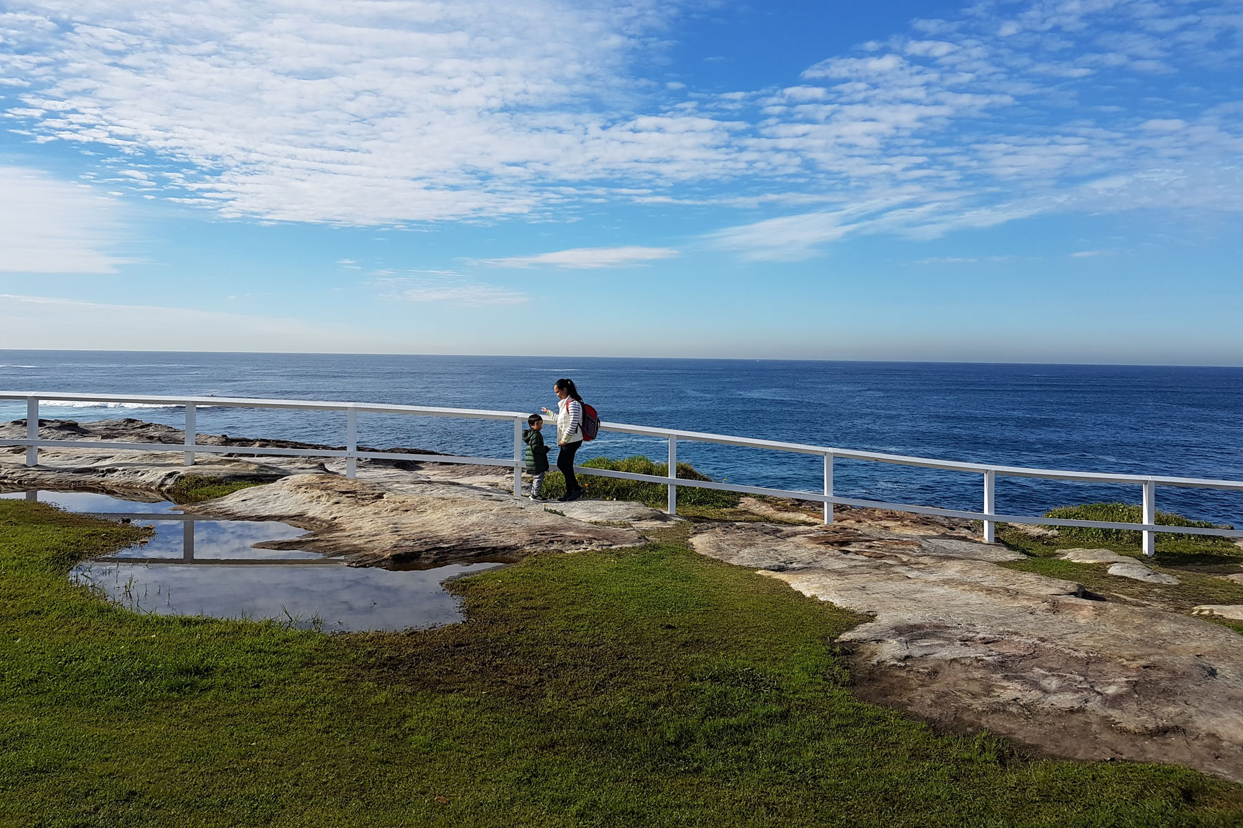 SGMT Australia Sydney_Bondi to Coogee Coastal Walk_06 L and A