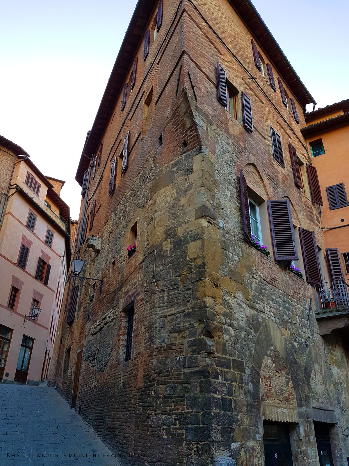 SGMT Italy Siena | Medieval building